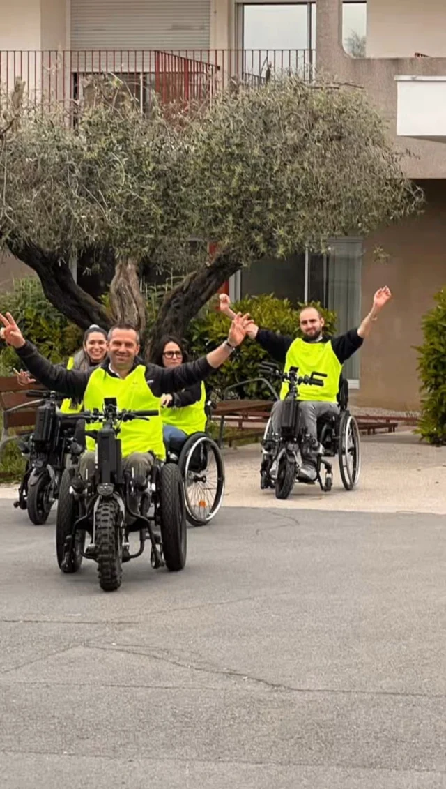 Seid ihr bereit für die PAWS Tour? Die erste Station 👉 Frankreich – schon dieses Wochenende!/Are you ready for the PAWS Tour? First stop 👉 France this weekend!

#PAWS #Rehasense #PAWSTour #Mobility #wheelchair #wheelchairlife
