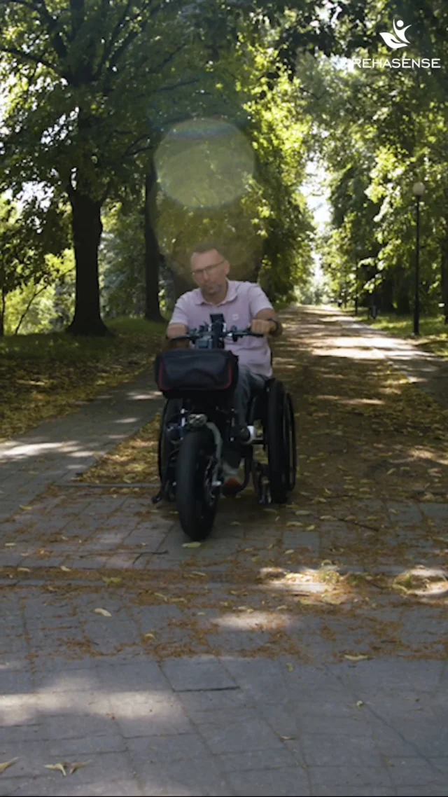 PAWS ist nicht nur eine zusätzliche Unterstützung bei der Fortbewegung – es bedeutet einfach mehr Freiheit im Alltag. 💙

Ein längerer Spaziergang? Ein Ausflug ins Grüne? Ein Treffen mit Freunden? Mit PAWS kommst du leichter dorthin, wohin du möchtest.
Und du, wohin würdest du mit PAWS gehen? 👇
—
PAWS isn’t just extra help with getting around – it’s simply more freedom in your everyday life. 💙

A longer walk? A trip out of town? A get-together with friends? With PAWS, it’s easier to go wherever you want.
And you – where would you go with PAWS? 👇